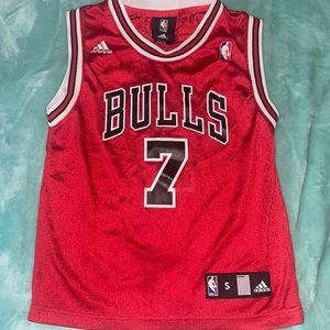 SOLD 🏀♥️✨🖤  CHICAGO BULLS~        Youth Jersey #7~GORDON 🖤✨🏀